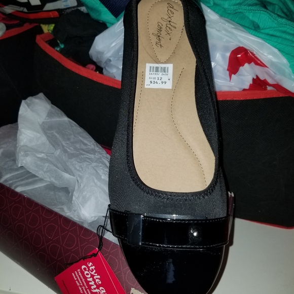 Shoes - Picture 11 of 13